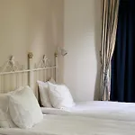 Mustion Linna / Manor 4* Svarta