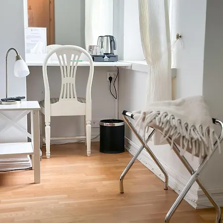 Hotelli Mustion Linna / Manor
