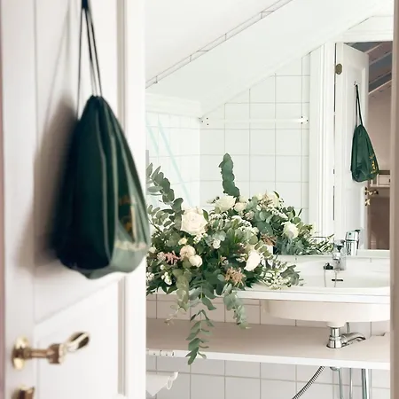 Ξενοδοχείο Mustion Linna / Manor 4*