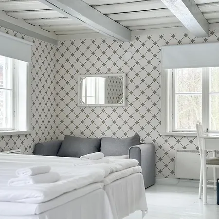 Mustion Linna / Manor Отель