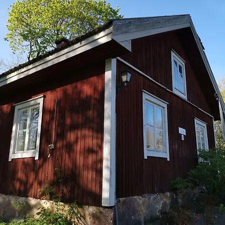 Mustion Linna / Manor Svartå