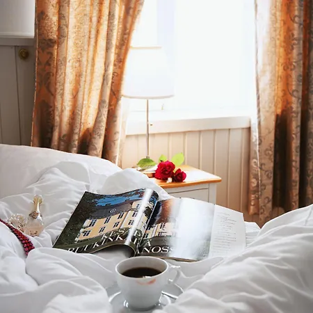 Mustion Linna / Manor Отель Сварто