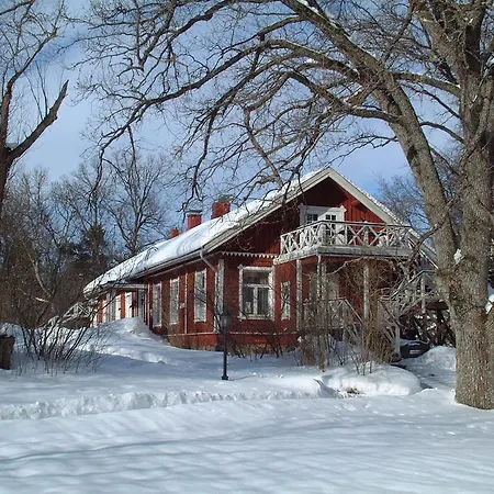 Mustion Linna / Manor 4* Svartå