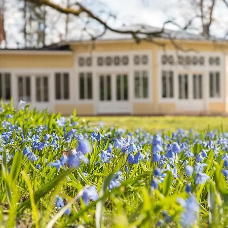 Mustion Linna / Manor Отель 4*