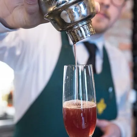 Mustion Linna / Manor Svartå