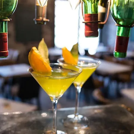 Mustion Linna / Manor 4* Svartå