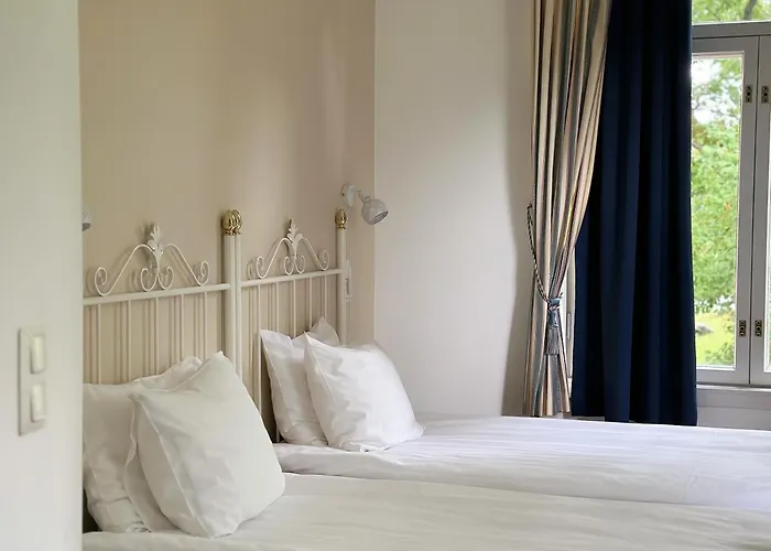 Mustion Linna / Manor 4* Svartå