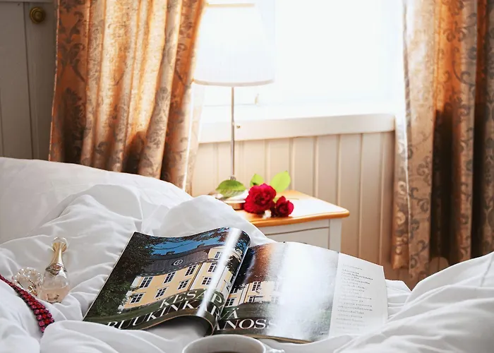 Mustion Linna / Manor Hotel Svartå