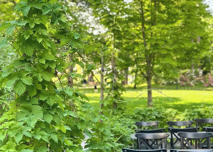 فندق Mustion Linna / Manor 4*