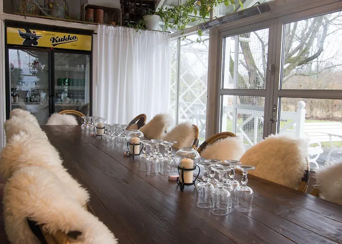 Mustion Linna / Manor Hotel 4*