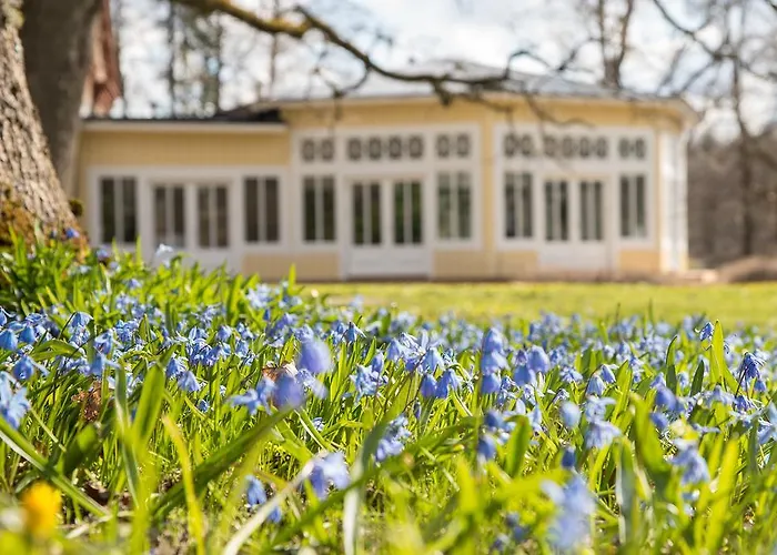 Mustion Linna / Manor فندق 4*