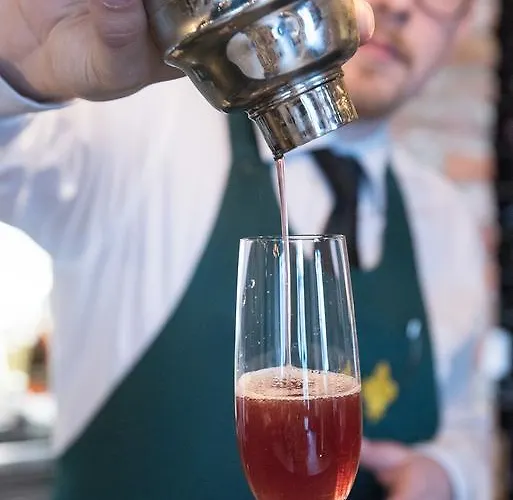 Mustion Linna / Manor Svartå